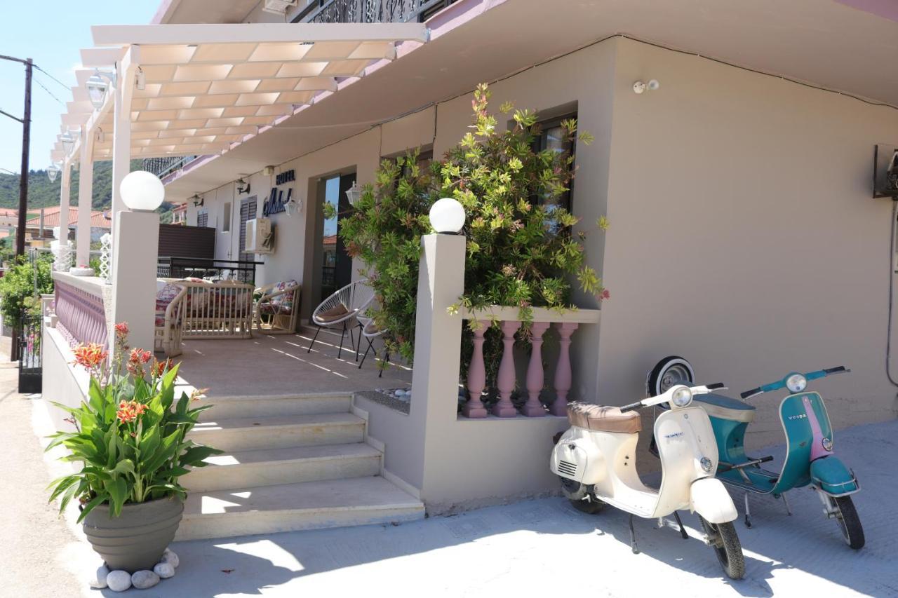 Michaela Hotel Poros  Bagian luar foto