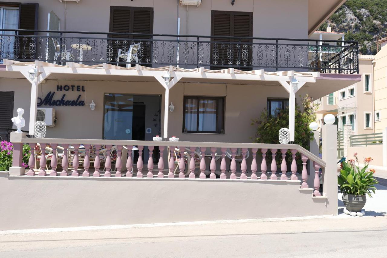 Michaela Hotel Poros  Bagian luar foto