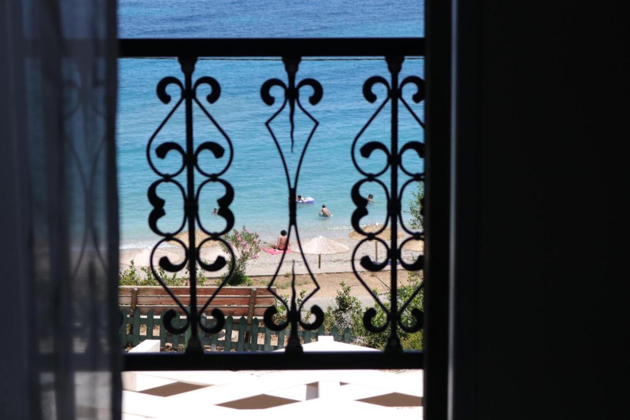 Michaela Hotel Poros  Bagian luar foto