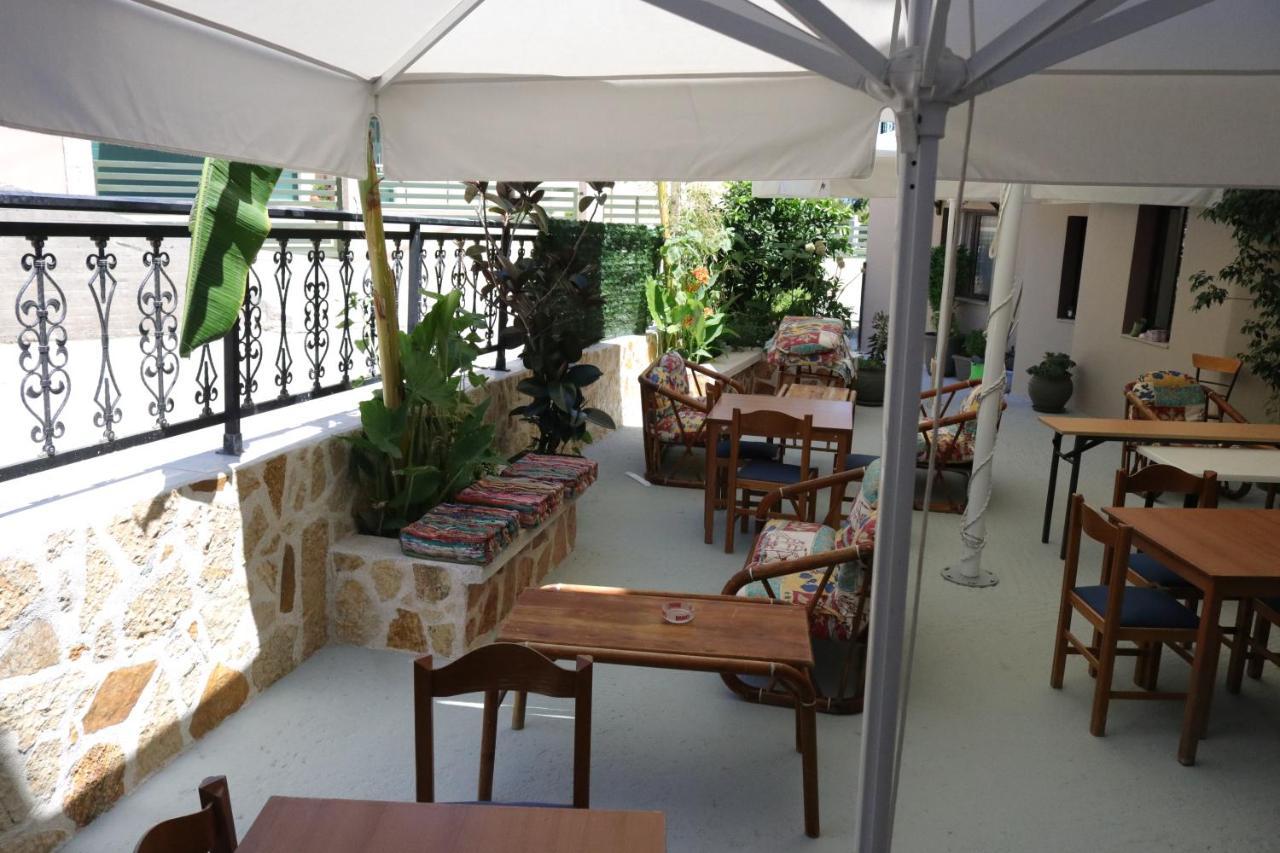 Michaela Hotel Poros  Bagian luar foto