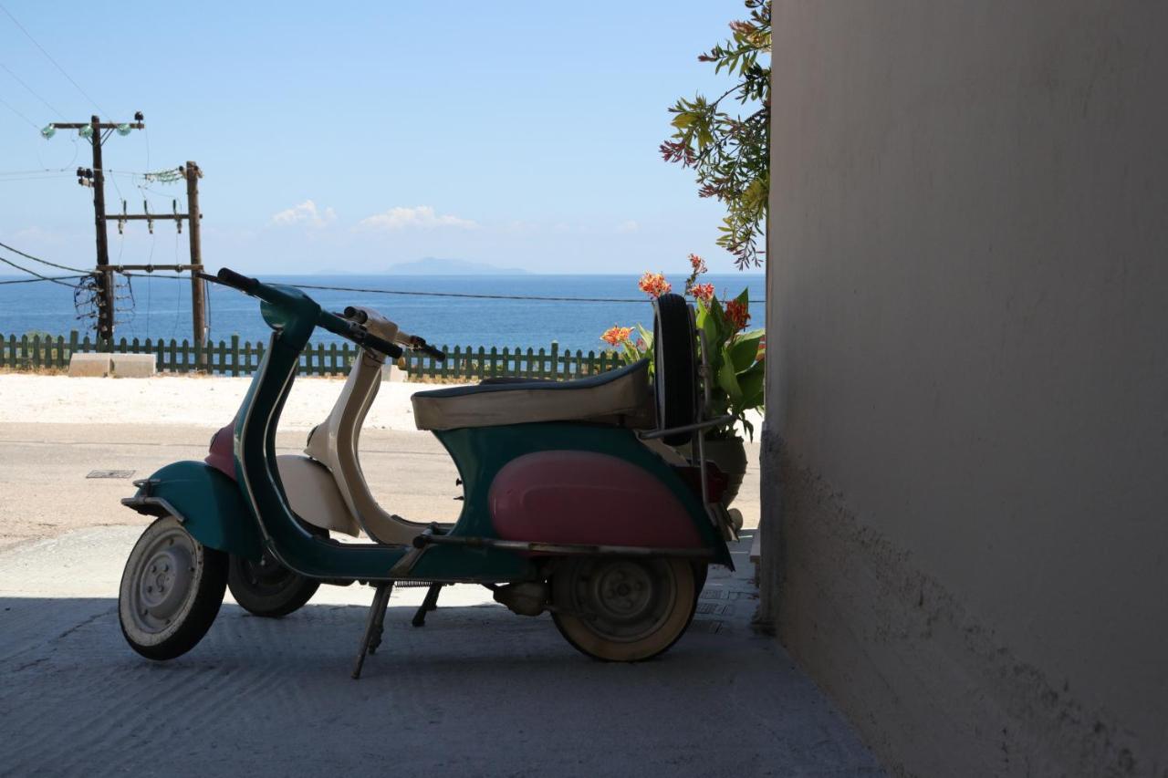 Michaela Hotel Poros  Bagian luar foto