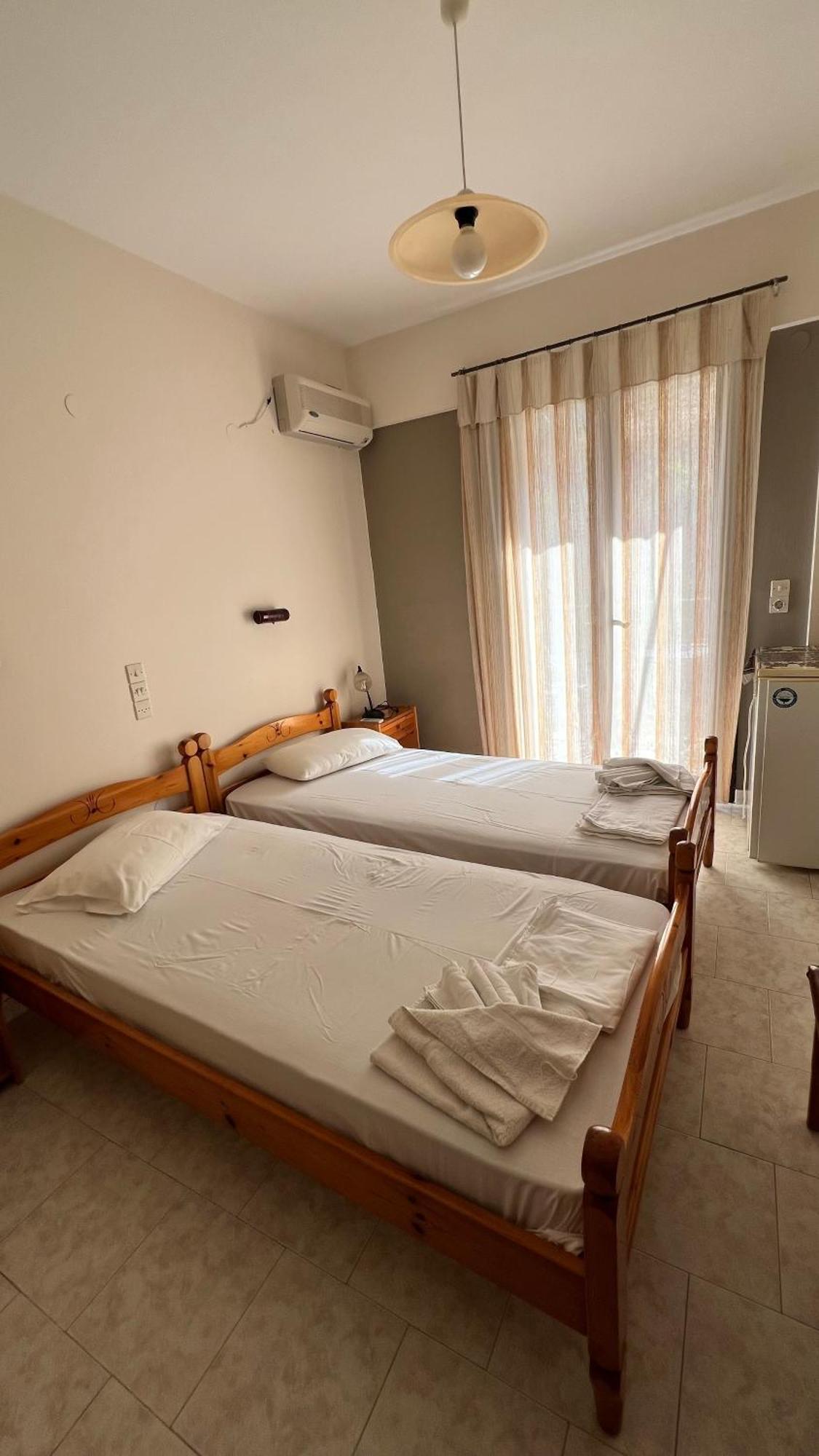 Michaela Hotel Poros  Bagian luar foto