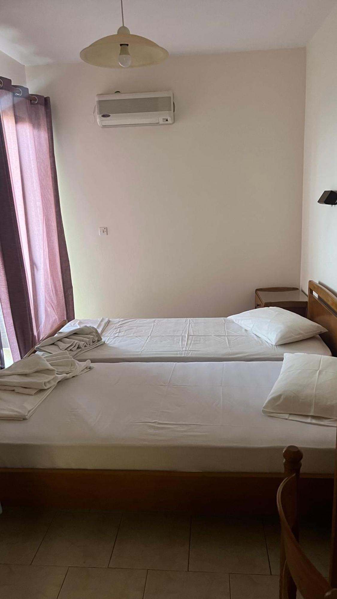 Michaela Hotel Poros  Bagian luar foto