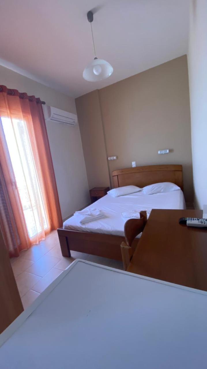 Michaela Hotel Poros  Bagian luar foto