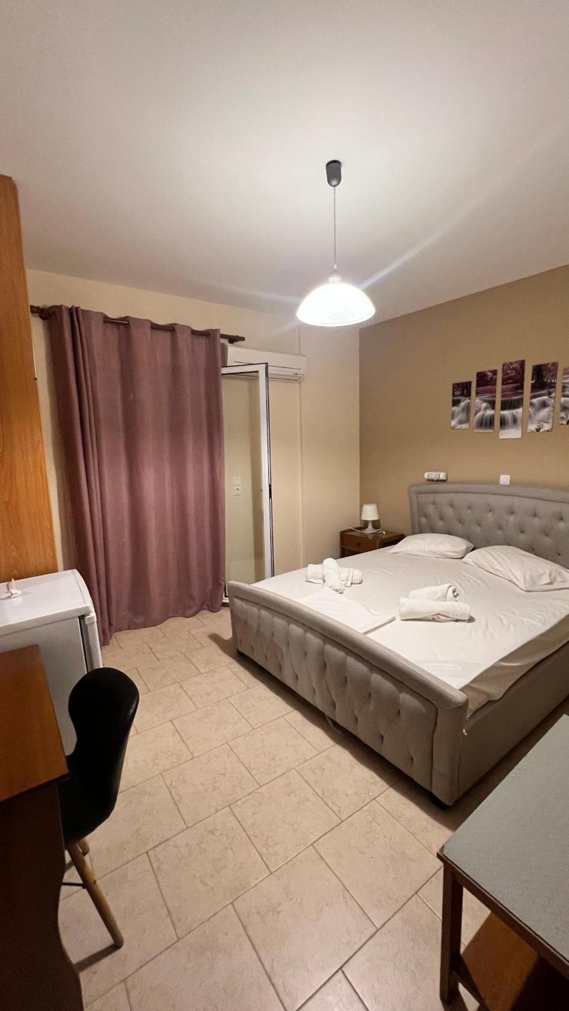 Michaela Hotel Poros  Bagian luar foto