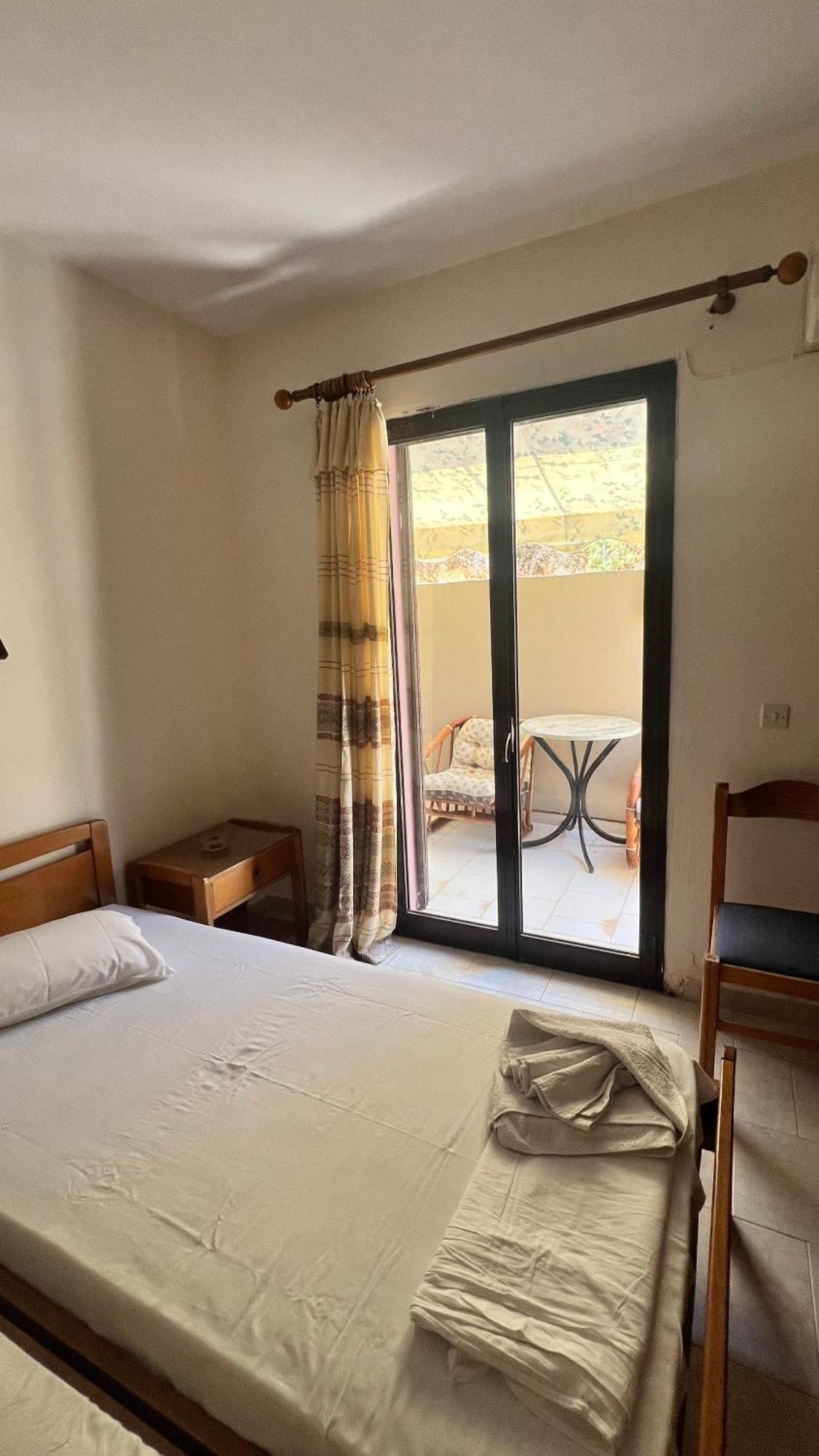 Michaela Hotel Poros  Bagian luar foto