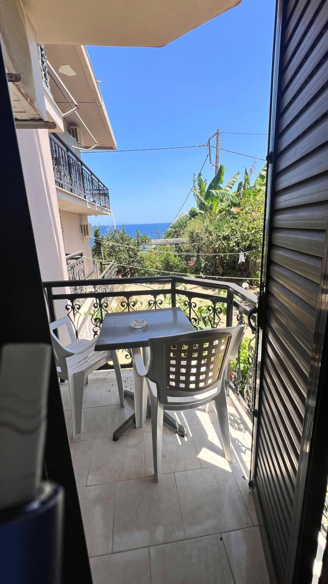 Michaela Hotel Poros  Bagian luar foto